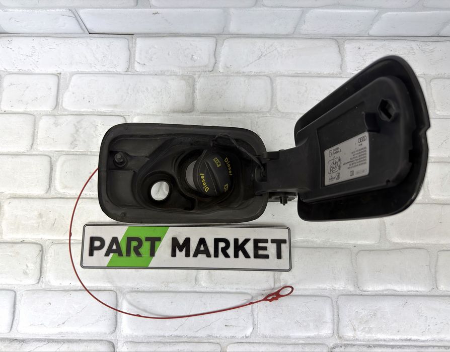 Капачка резервоар AUDI A4 B9 8W0809906
