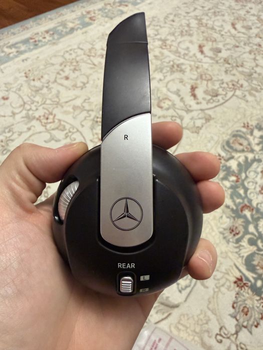 Наушники от Mercedes