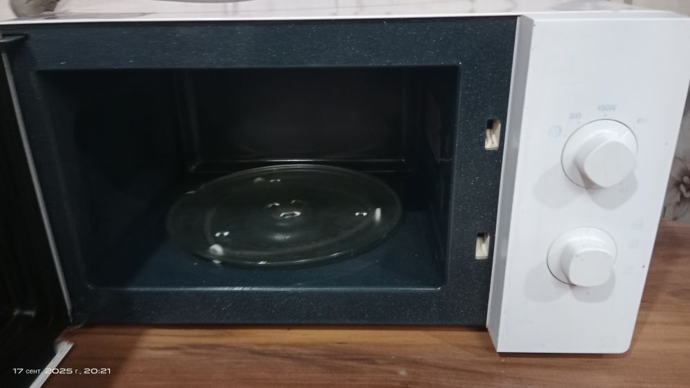 микроволновка продам