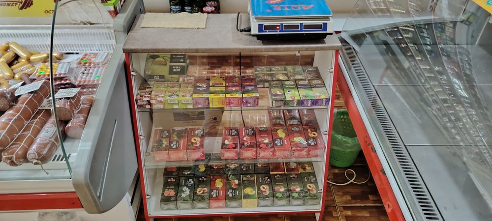 Витриные прилавки для магазинов