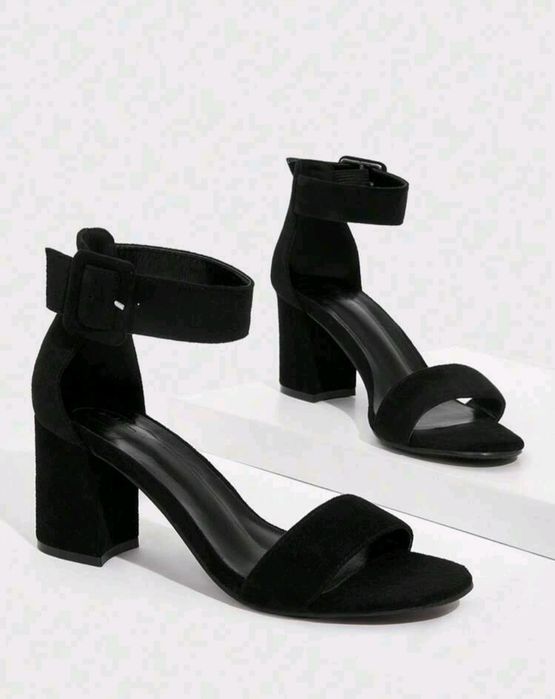 sandale negre din catifea