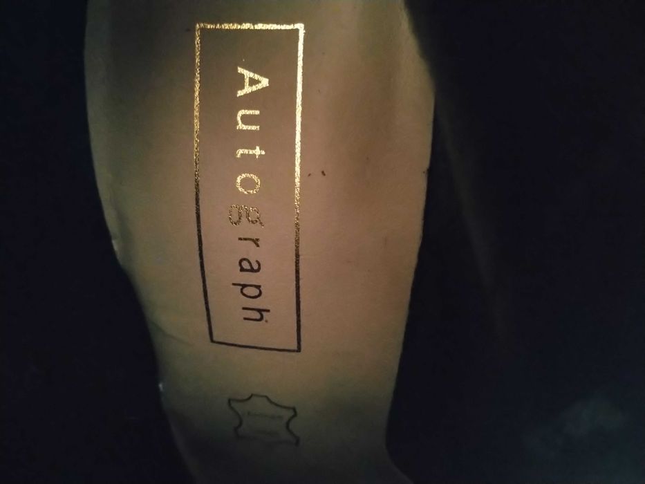 Чисто нови дамски боти от естествена кожа – номер 37