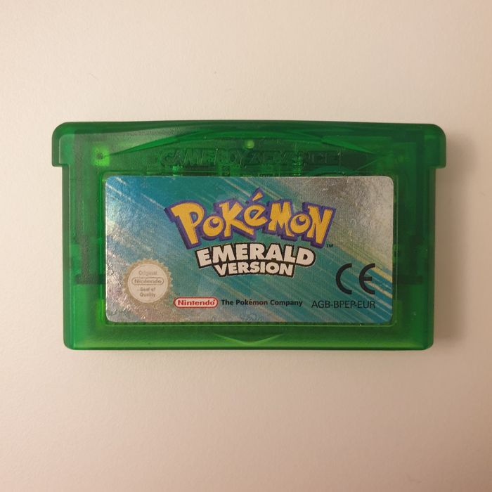Pokémon Emerald Version Nintendo GameBoy/Game Boy