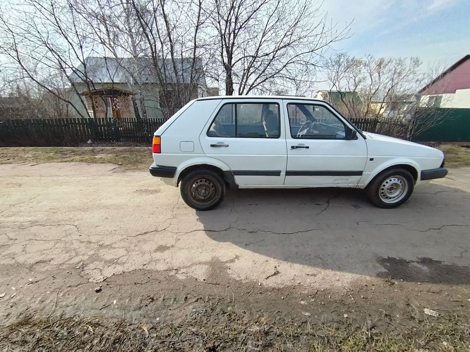 Продам машину голф2