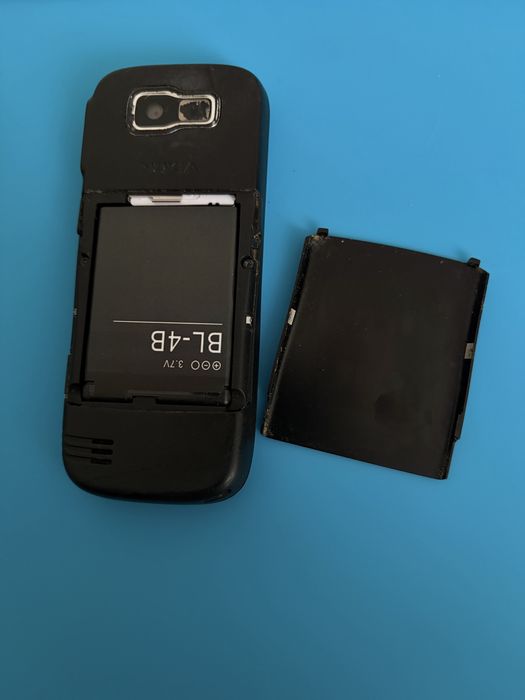 Nokia 2630 оригинал и Nokia 1280 NoKia 8800 Arte Carbon 110 тысяч