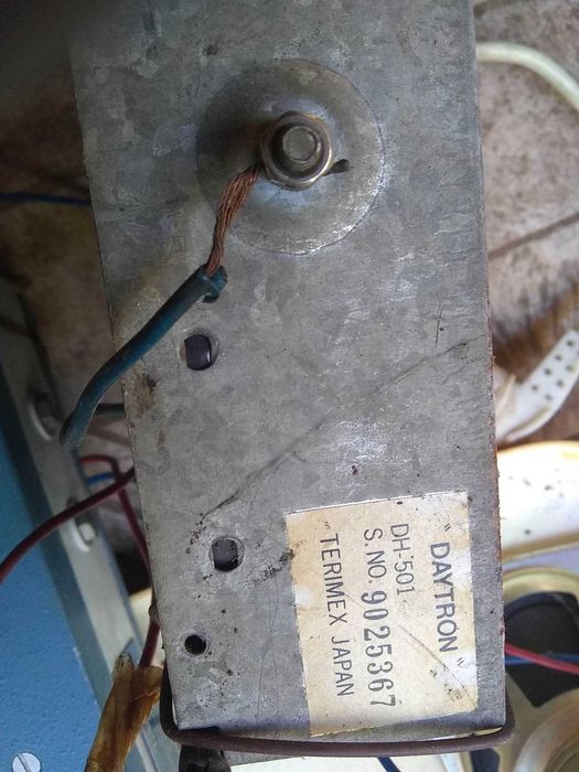 Касетофон Daytron трансформатор Електрон и колони