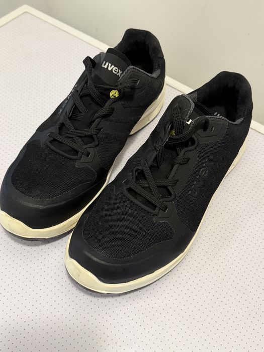 Мъжки обувки Uvex