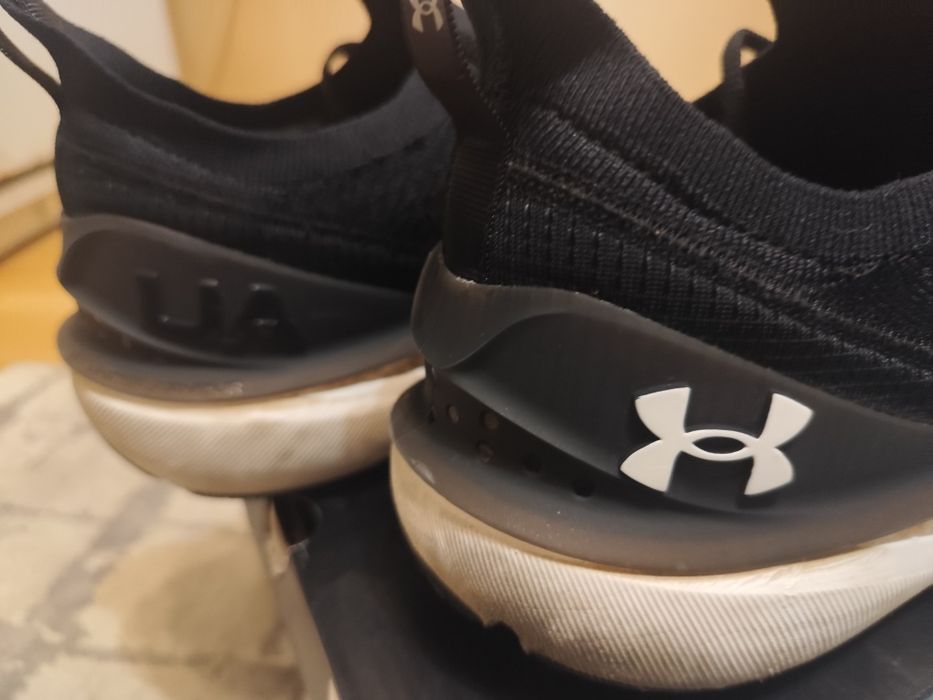 Мъжки  маратонки Under Armour 45 номер