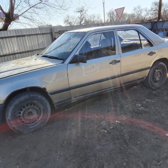 Mercedes Benz E 230 продам машину