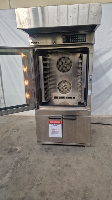 Немски конвектомат-фурна Miwe Econo за 10 тави 2013година