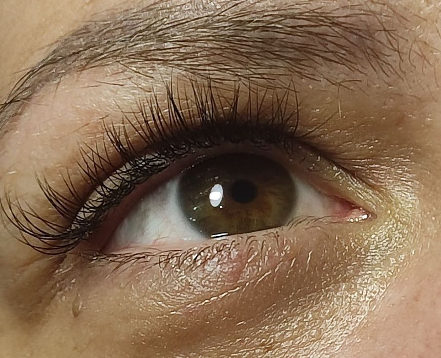 Наращивание ресниц