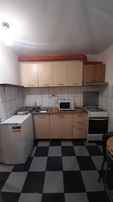 Garsoniera de vânzare zona dovali