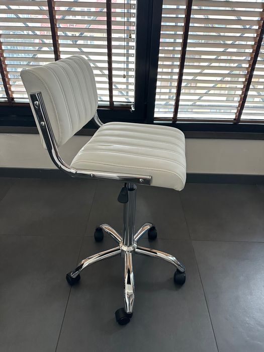 Бар стол на колелца City с 24м гаранция и безплатна доставка до офис