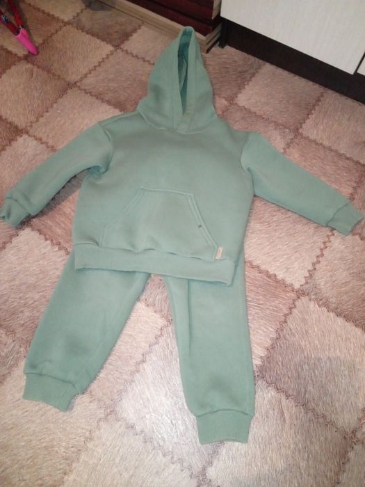 Продам пакет с вещами на мальчика.