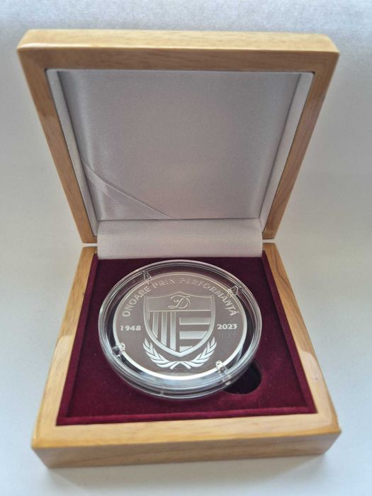 Medalie 75 de ani de la infiintarea C. S. Dinamo  Ar. 999/47 grame.