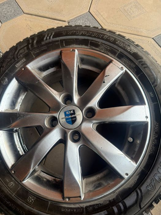 Шины с нисками  летние  14 размер