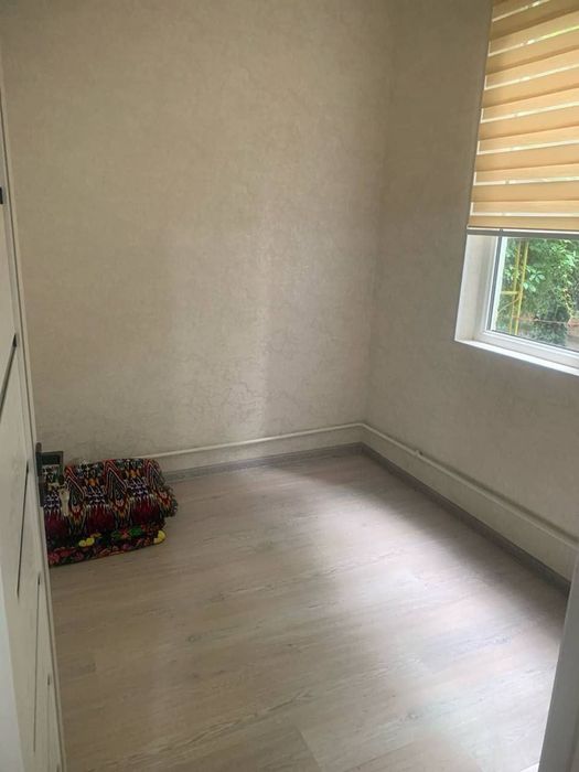 Sherikchilikka qizlarga kvartira
chilonzor metro yonida 
2 xona 3 xona