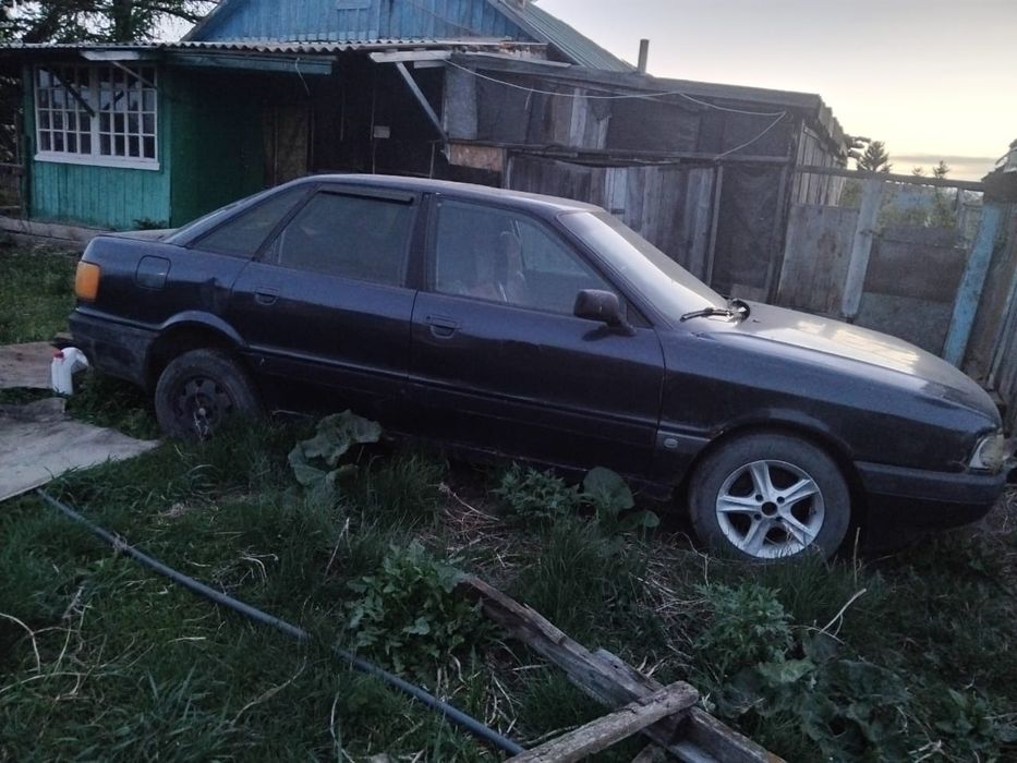 Продам машину ауди 80. Не находу