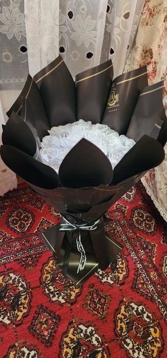 Гуллар лентадан ясалган сотилади