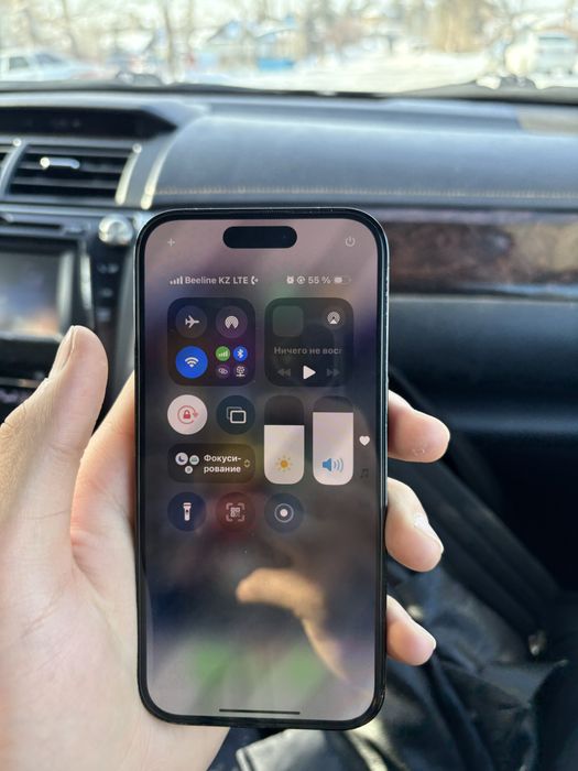 Продам айфон 14 про