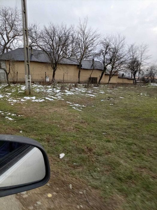 Vand teren intravilan 1683 mp