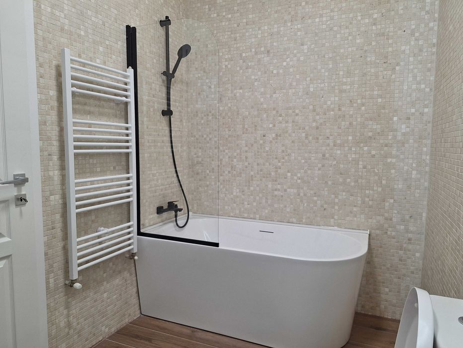 Apartament 3 camere lux, str Frunzisului