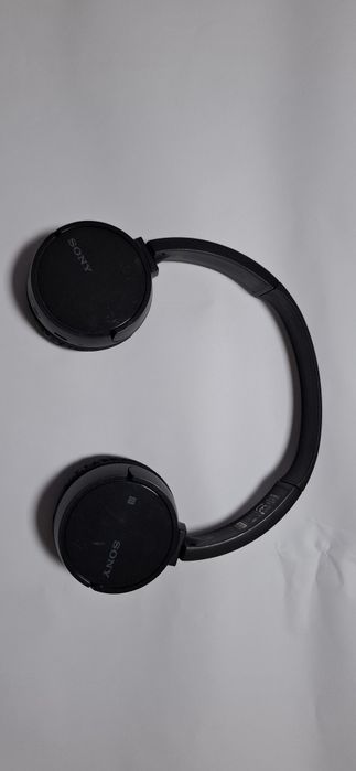 Vând casti wireless & bluetooth