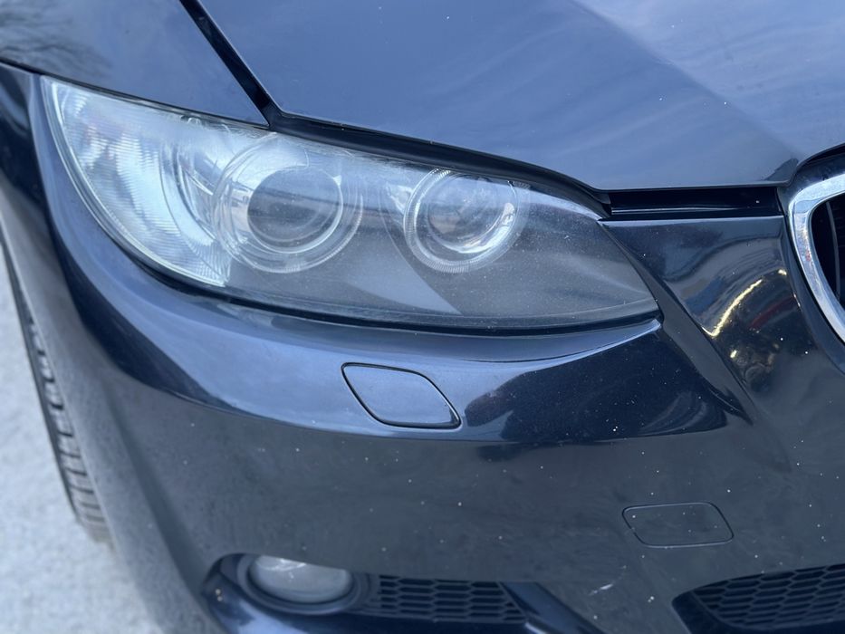 Far stanga bmw e92 e93 far dreapta bmw e92 e93 faruri xenon bmw e92