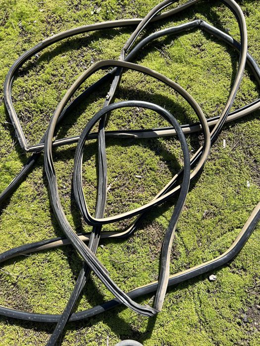 Уплотнители проема на RX300