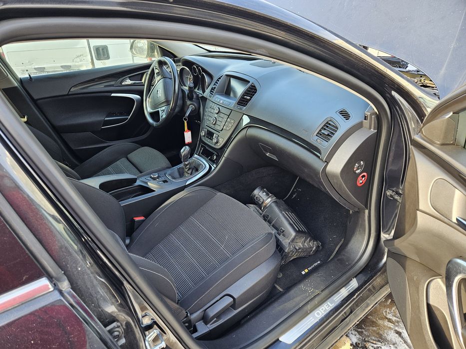 Opel Insignia 2.0 CDTI 160k. 2011г. НА ЧАСТИ