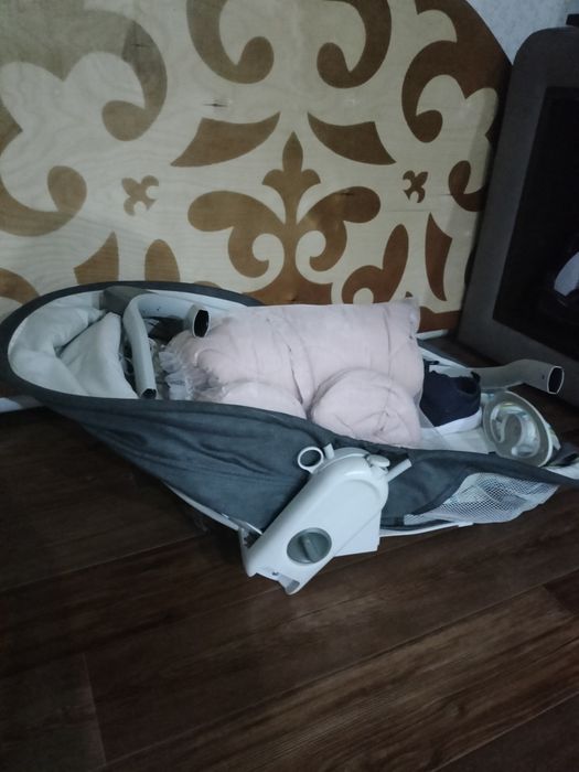 Детская кровать—люлька