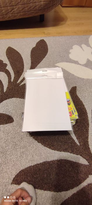 Vând etichete adezive 10file x 24etichete noi sigilate