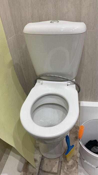 Продам Унитаз для ремонта в хорошем состоянии