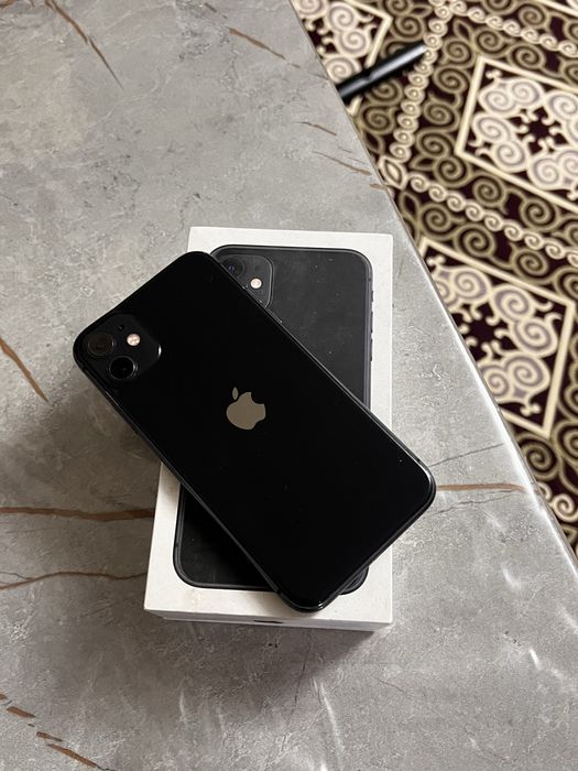 Айфон 11 black.