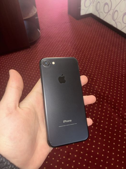 iPhone 7 bez karopka