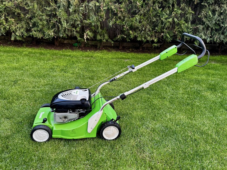 Masina de tuns gazon Viking MB448 T