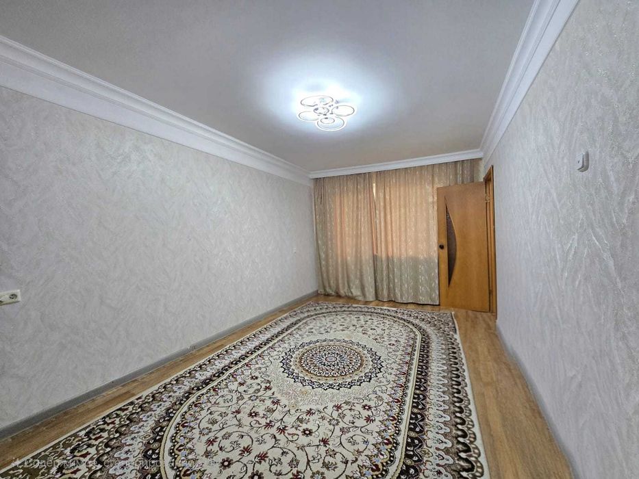 Продам 3х комн квадратн.коридор  в 6мкр