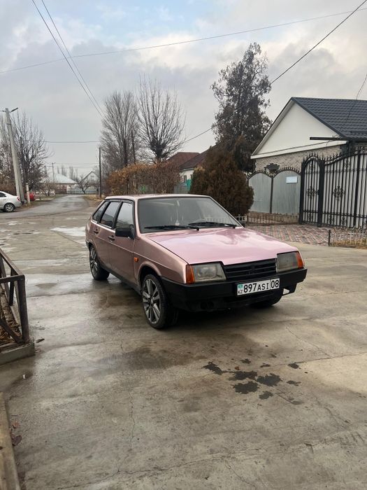 Продам машину ваз 2109