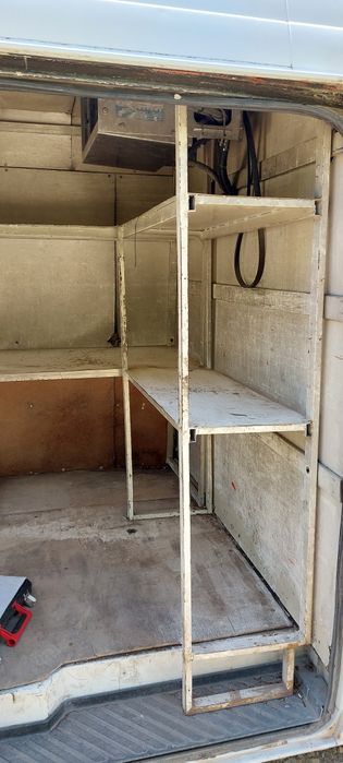 Стелажи за бус Мерцедес Спринтер