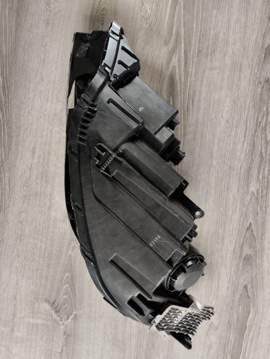 Элантра фара правая