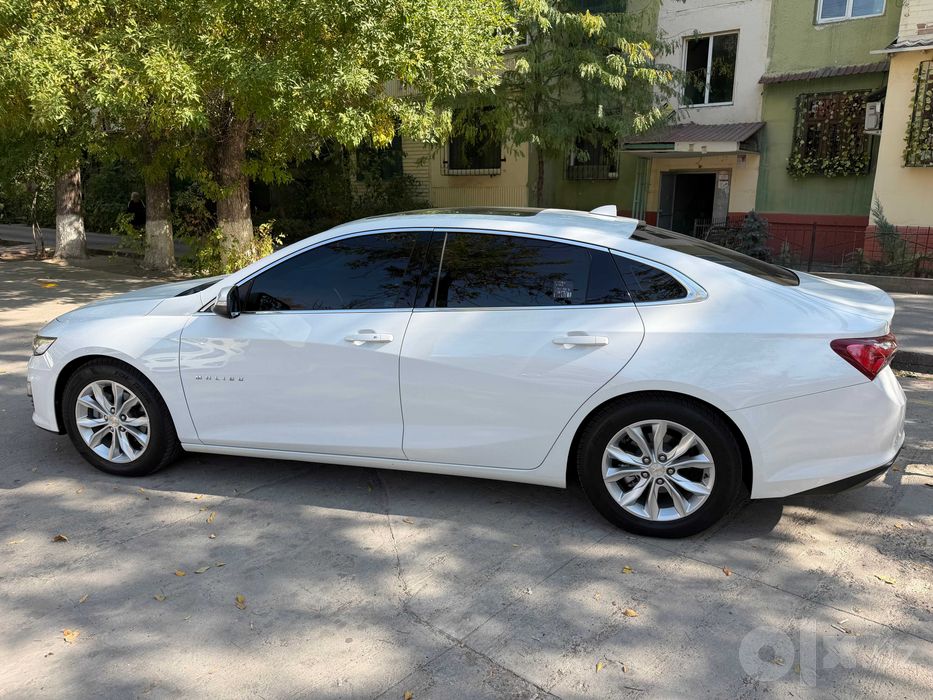Chevrolet Malibu 2