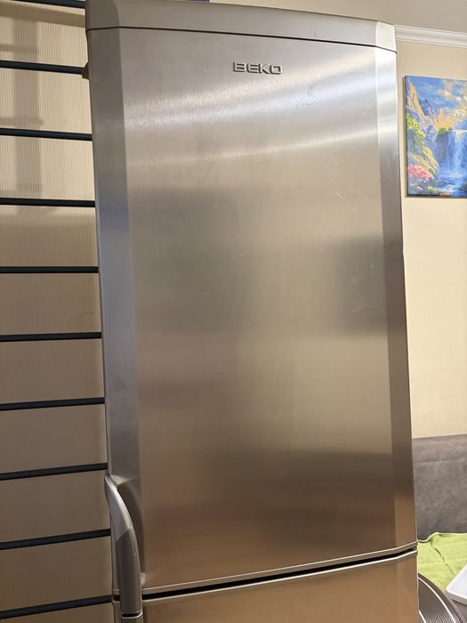Продам холодильник BEKO