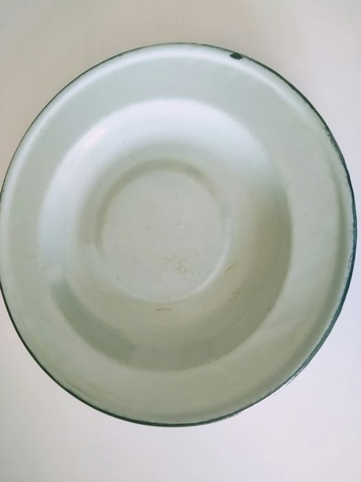 Подносы блюда разные