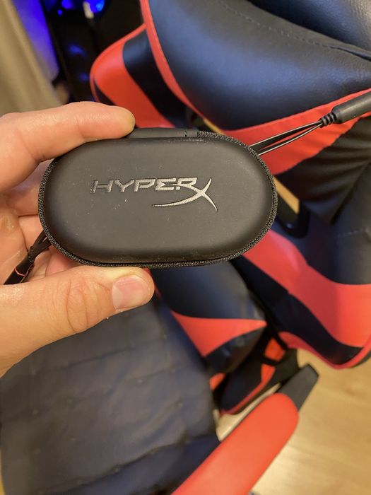 Продам наушнико проводные hyperx
