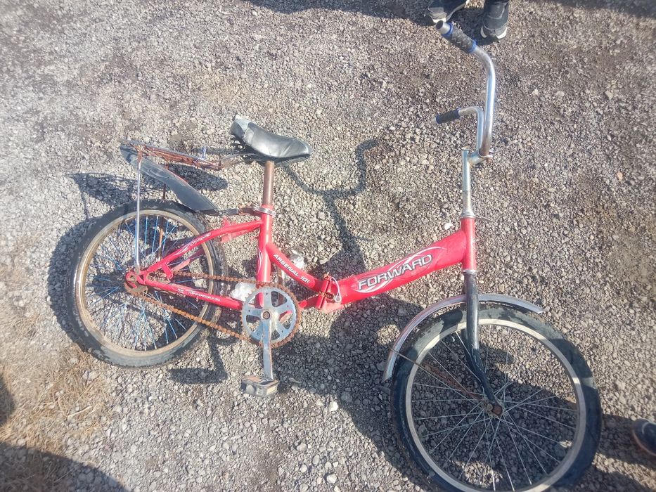 Велосипед жүріп тұр