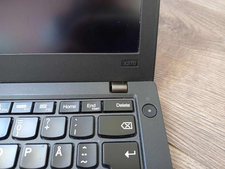 Лаптоп Lenovo Thinkpad x270