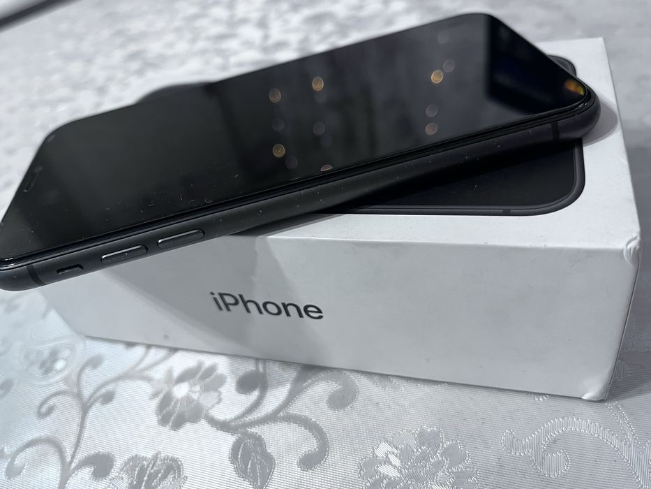 Iphone 11 64 gb.