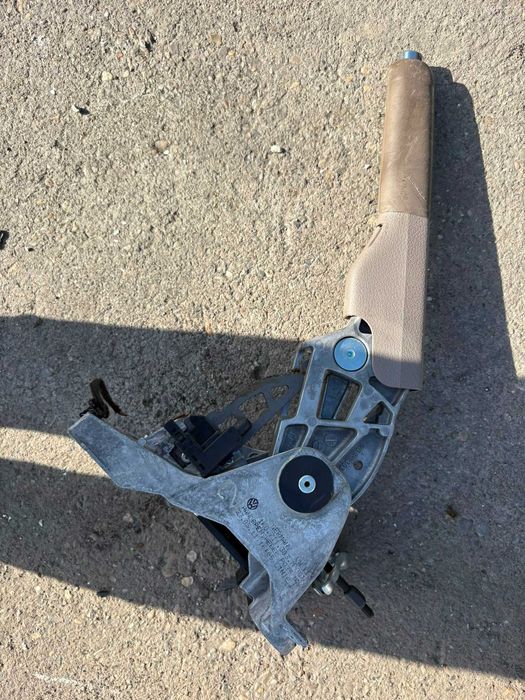 Ansamblu levier frână de mână Volkswagen Golf VI  1K07111303