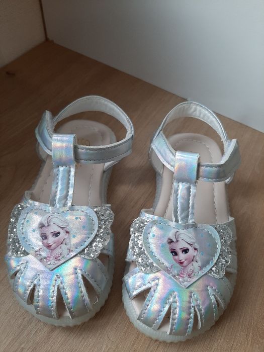 Детские кеды сандали шлепки