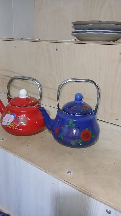 Посуда    чайники и бокалы б/у